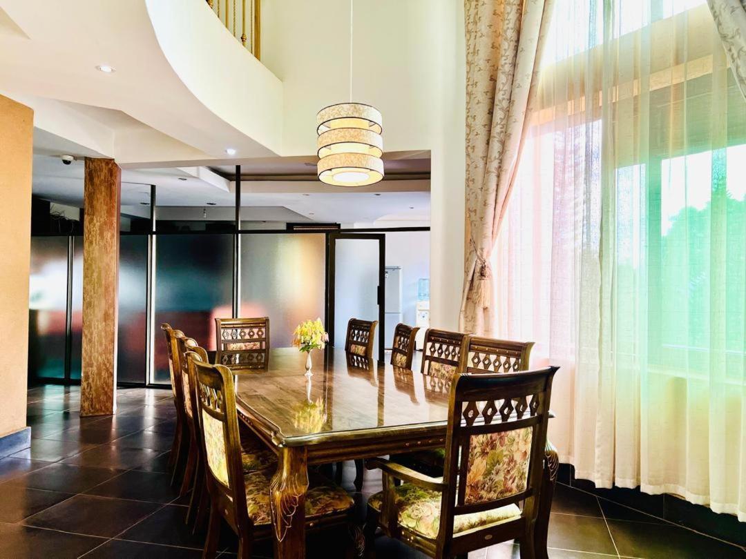 Victoria View Boutique Hotels Kigo 恩德培 外观 照片